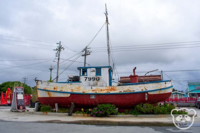 Old upcycled boat located in the restaurant's parking lot. 