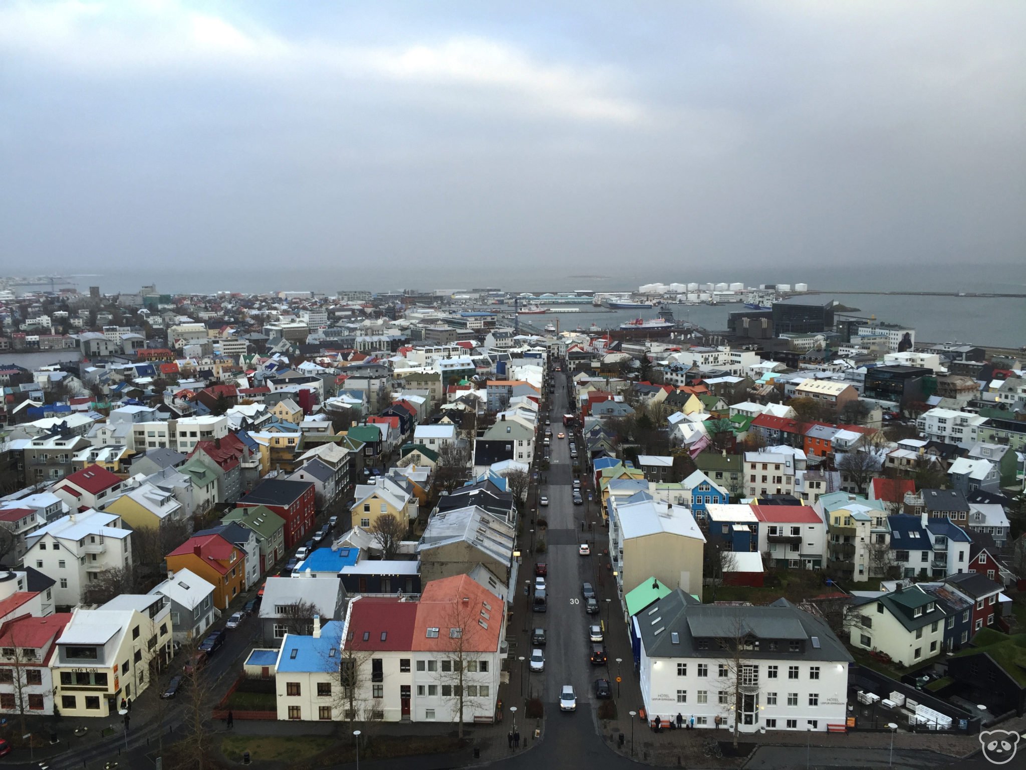 iceland-reykjavik-hallsgrimkirkja