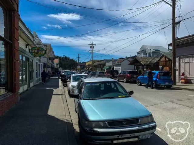 Photo taken from the sidewalk of Downtown La Conner, Washington.
