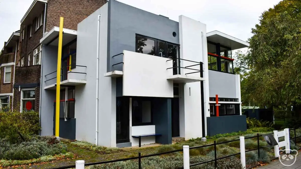 Rietveld Schroder House In Utrecht The Only De Stijl Building In The World The Adventures Of Panda Bear